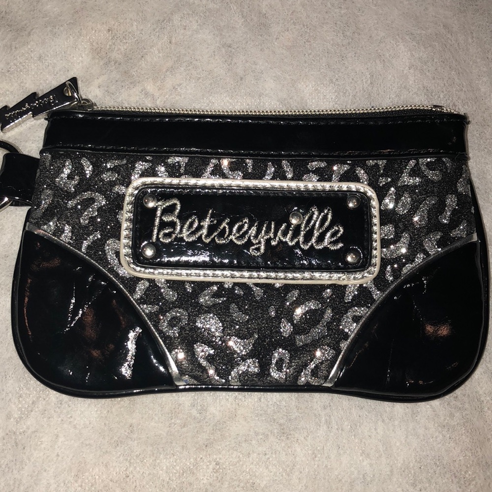 Betsy Johnson leopard print wristlet